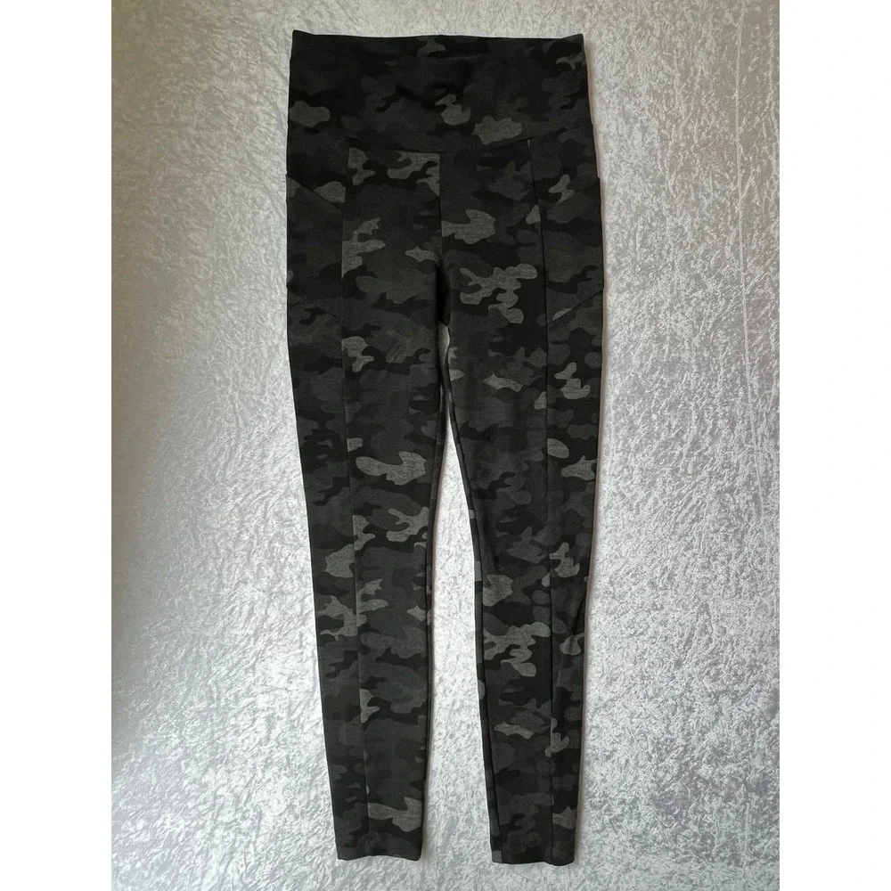 Cabi Black Grey Camo Legging Size Small Pockets Rayon Nylon Blend - Picture 2 of 10